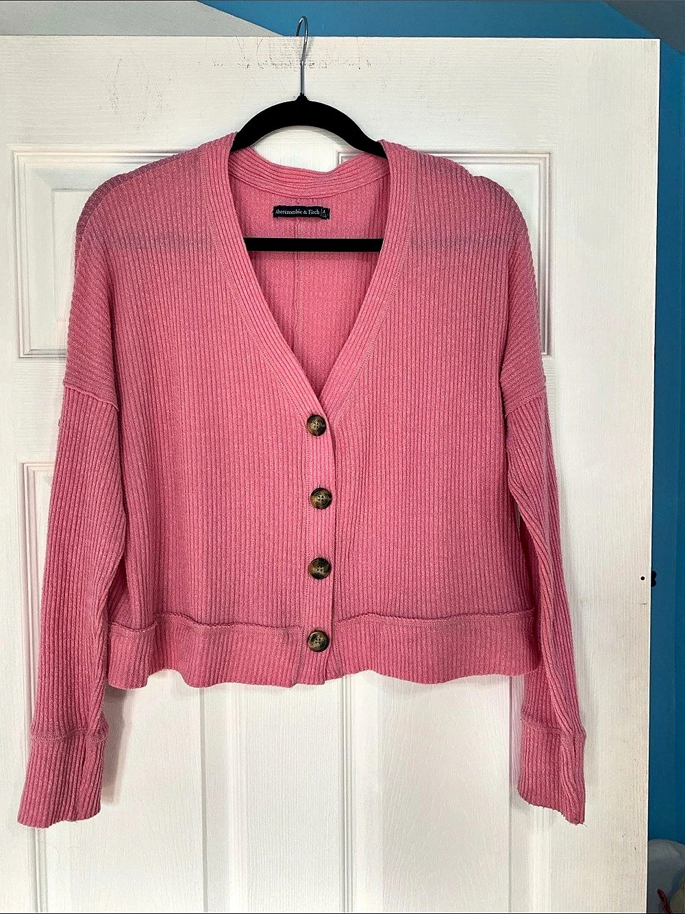 Abercrombie & Fitch Pink Cardigan Size Medium Like New